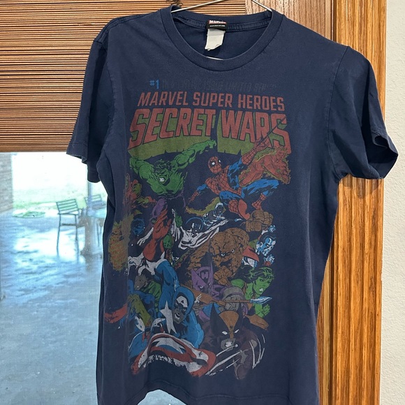 RARE Vintage Marvel Studios tee 90s - Picture 1 of 6